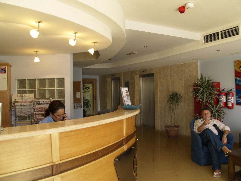 Downtown Hotel วิกตอเรีย ภายนอก รูปภาพ